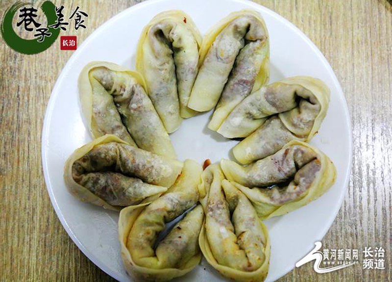 近年来,随着市场竞争日益激烈,“餐饮加盟”成为了许多创业者进入餐饮行业的快速通道。